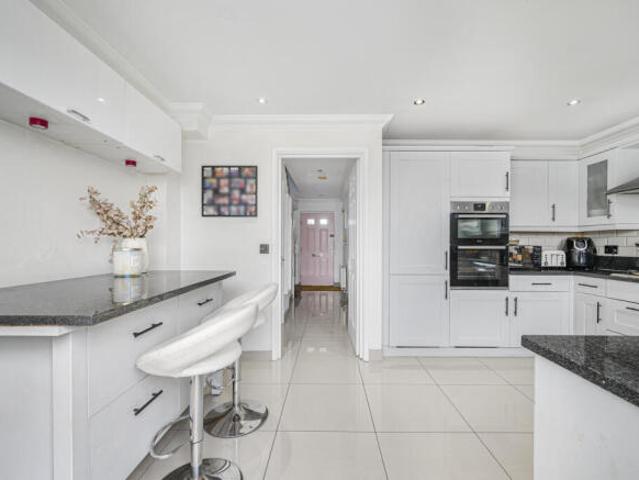 4 bedroom terraced house for sale in Williams Way, Bexley Park, DA2