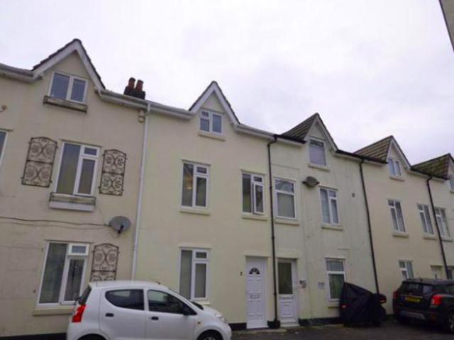 4 Bedroom Terraced House To Let in Bournemouth, BH2