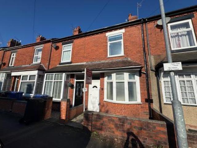 4 bedroom Terraced House To Let