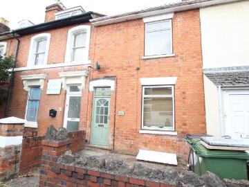 4 bedroom terraced house to rent