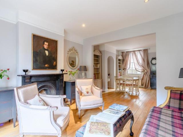 4 bedroom terraced house to rent