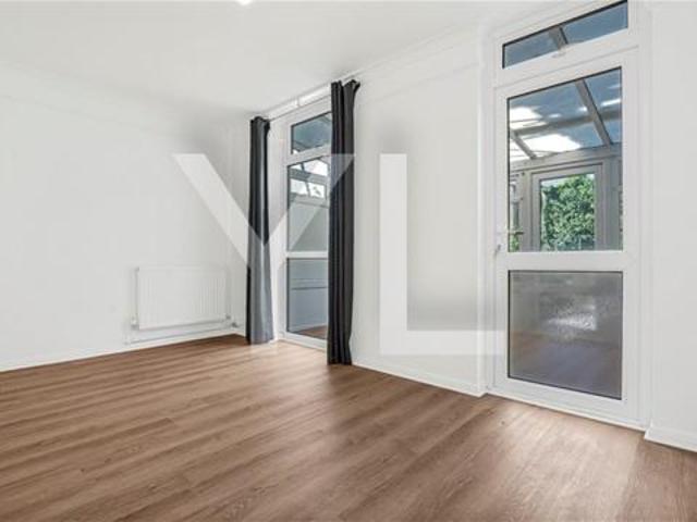 4 bedroom terraced house to rent