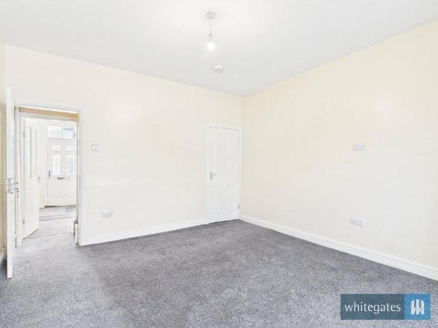4 bedroom terraced house to rent