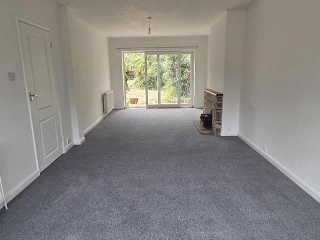 4 bedroom terraced house to rent