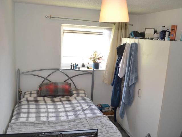 4 bedroom terraced house to rent