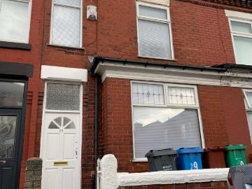 4 bedroom terraced house to rent