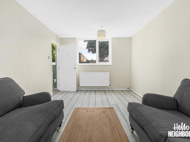 4 bedroom terraced house to rent