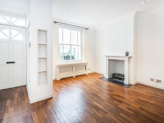 4 bedroom terraced house to rent