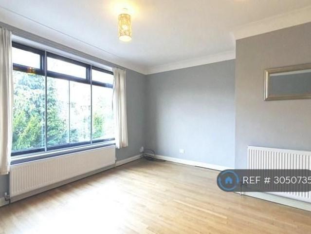 4 bedroom terraced house to rent
