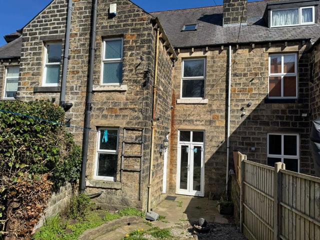 4 bedroom terraced house to rent