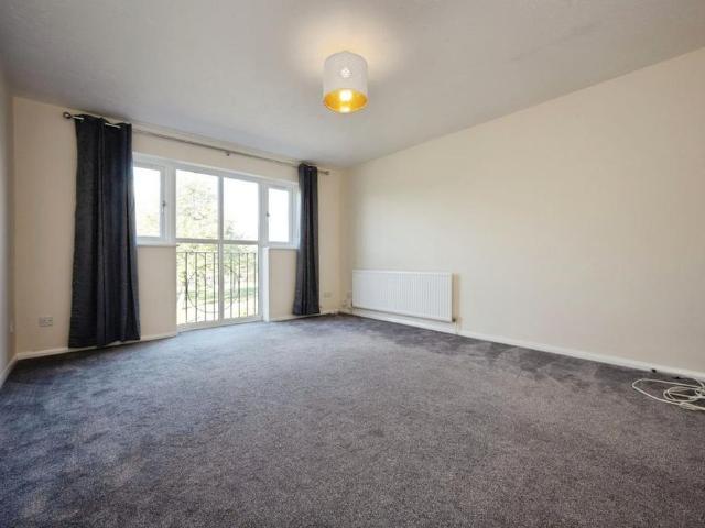 4 bedroom terraced house to rent