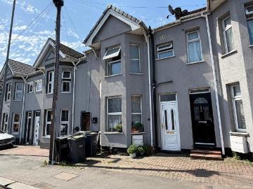 4 bedroom terraced house to rent