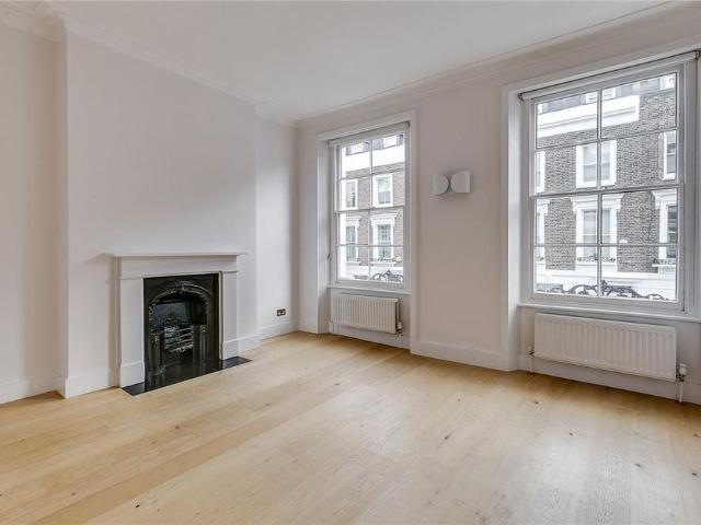4 bedroom terraced house to rent