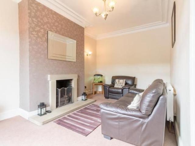 4 bedroom terraced house to rent