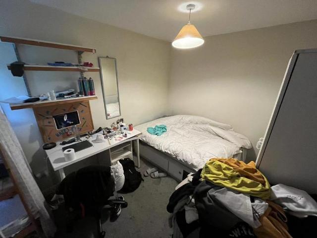4 bedroom terraced house to rent