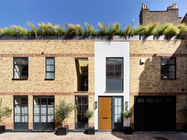 4 bedroom terraced house to rent