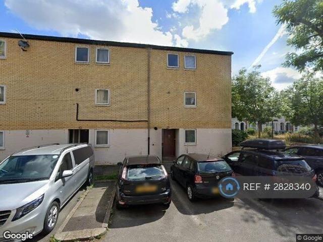 4 bedroom terraced house to rent