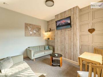 4 bedroom terraced house to rent
