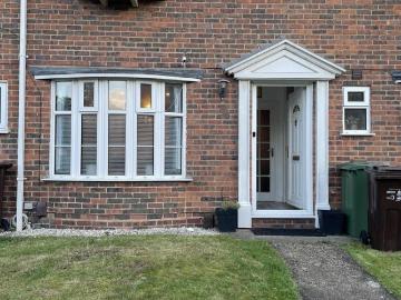 4 bedroom terraced house to rent