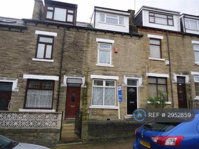 4 bedroom terraced house to rent