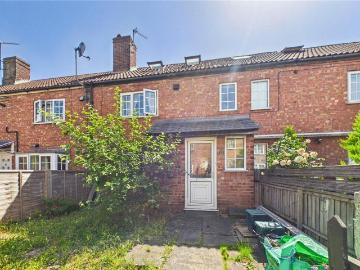 4 bedroom terraced house to rent