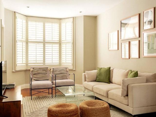 4 bedroom terraced house to rent