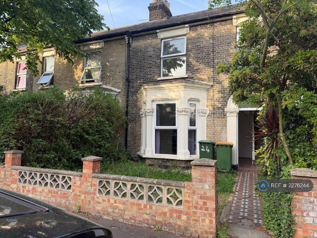4 bedroom terraced house to rent