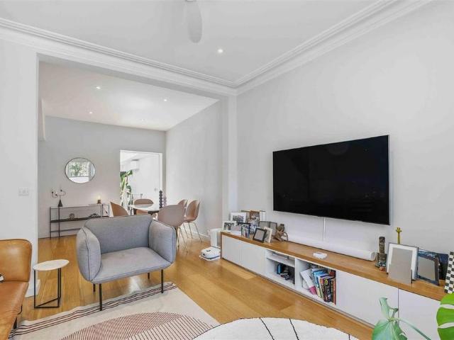 4 bedroom terraced house to rent