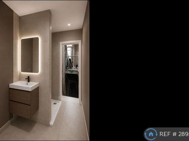 4 bedroom terraced house to rent