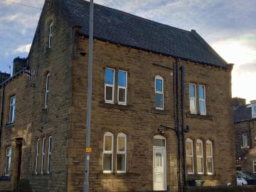 4 bedroom terraced house to rent