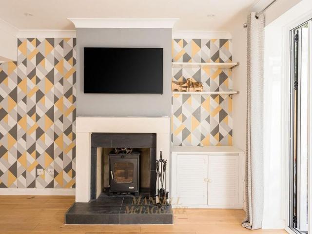 4 bedroom terraced house to rent