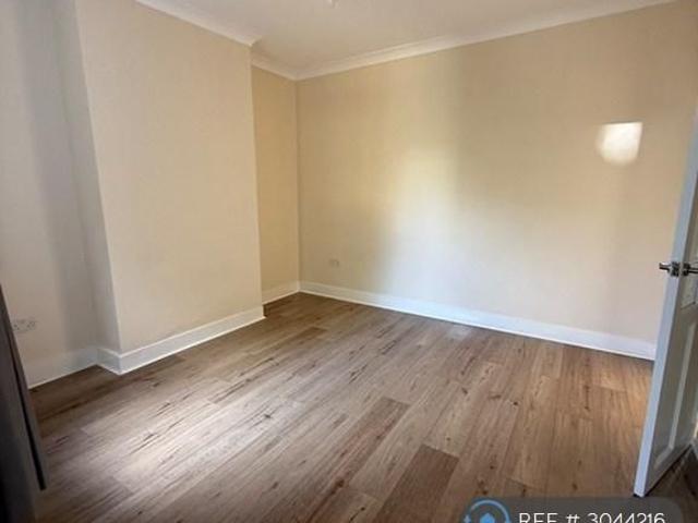 4 bedroom terraced house to rent