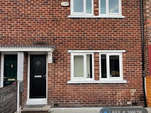 4 bedroom terraced house to rent
