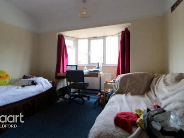 4 bedroom terraced house to rent