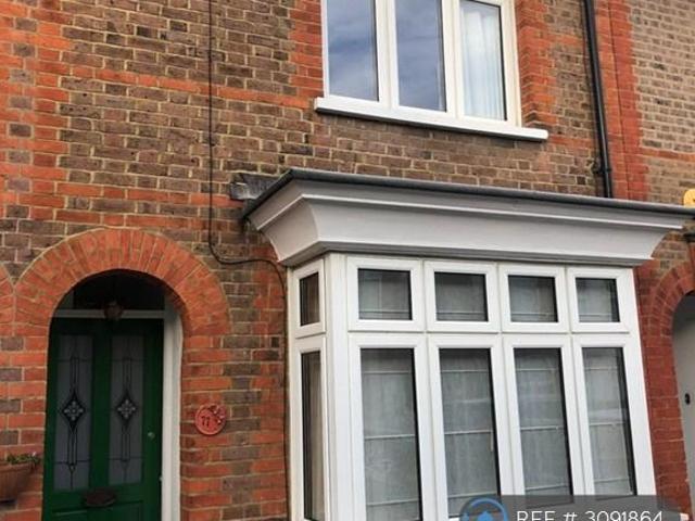4 bedroom terraced house to rent