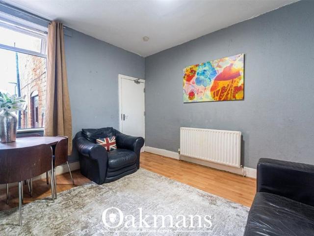 4 bedroom terraced house to rent