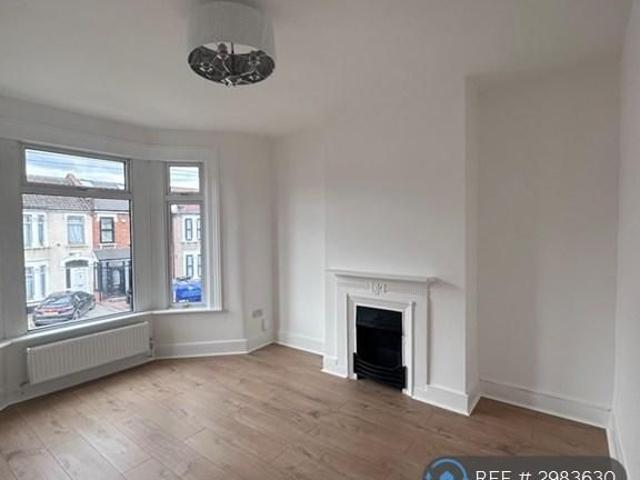4 bedroom terraced house to rent