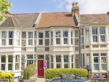 4 bedroom terraced house to rent