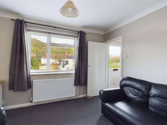 4 bedroom terraced house to rent