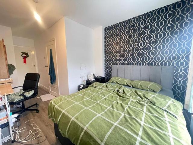 4 bedroom terraced house to rent