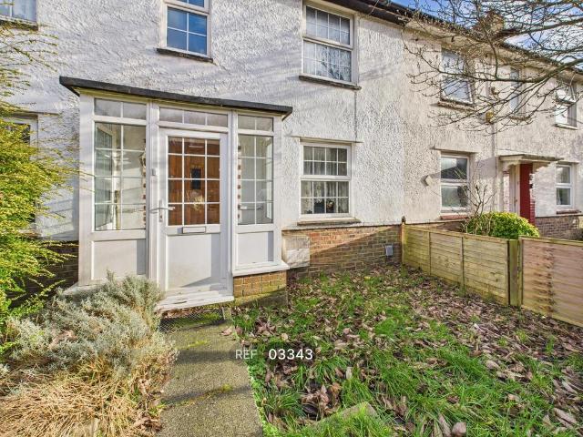 4 bedroom terraced house to rent