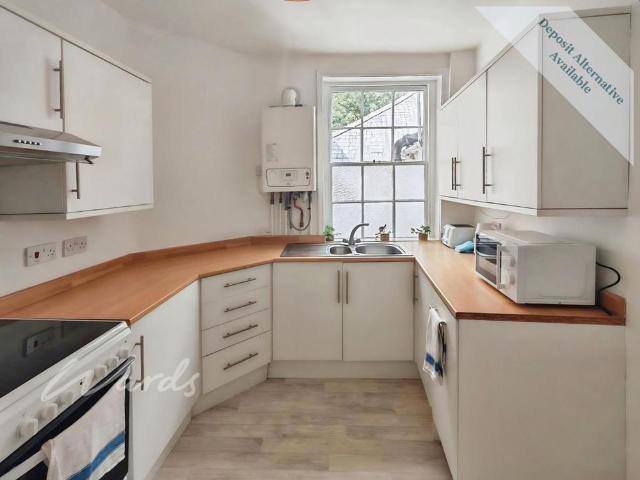 4 bedroom terraced house to rent
