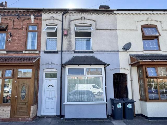 4 bedroom terraced house to rent