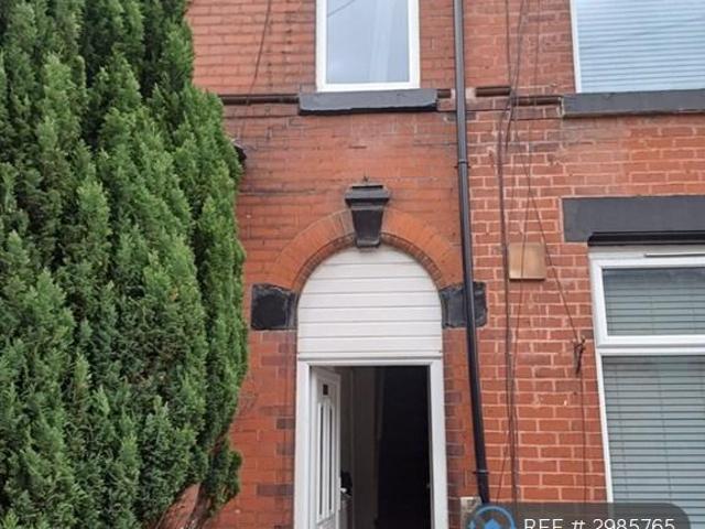 4 bedroom terraced house to rent