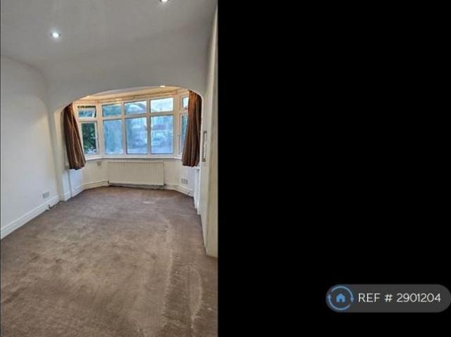 4 bedroom terraced house to rent