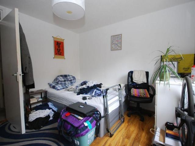 4 bedroom terraced house to rent