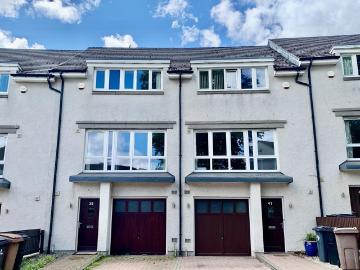 4 bedroom terraced house to rent