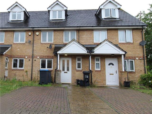 4 bedroom terraced house to rent