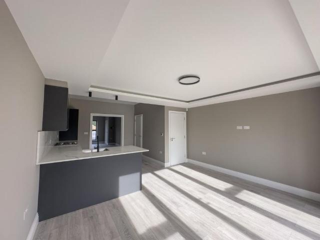 4 bedroom terraced house to rent