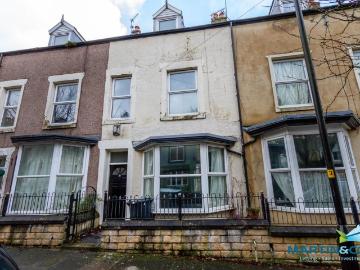 4 bedroom terraced house to rent